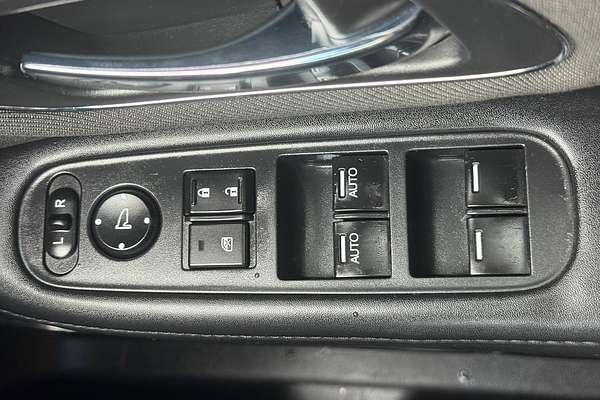 2019 Honda HR-V VTi-S