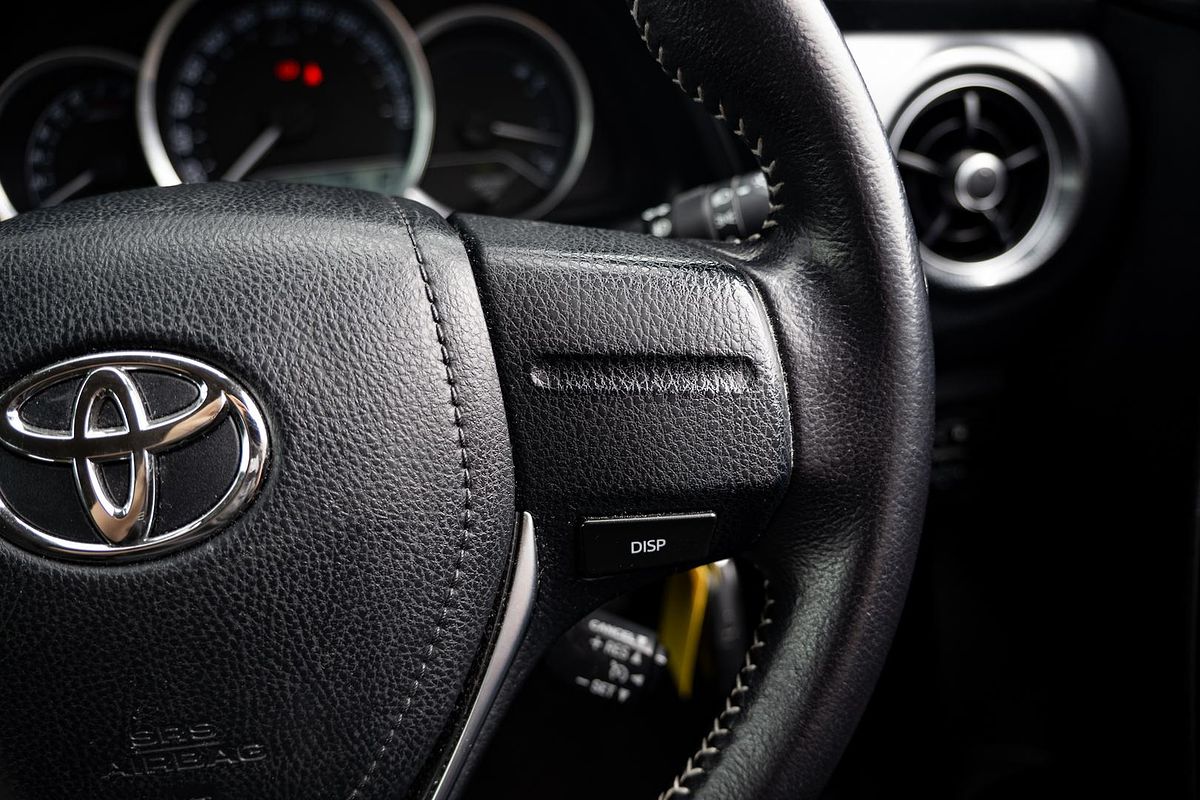 2015 Toyota Corolla Ascent Sport ZRE182R