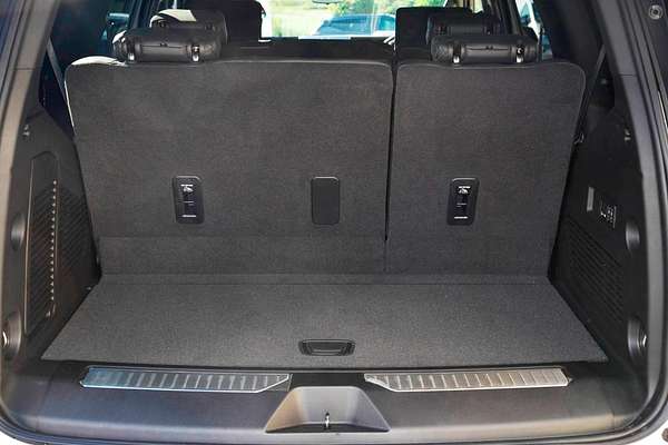 2025 GMC Yukon Denali T1