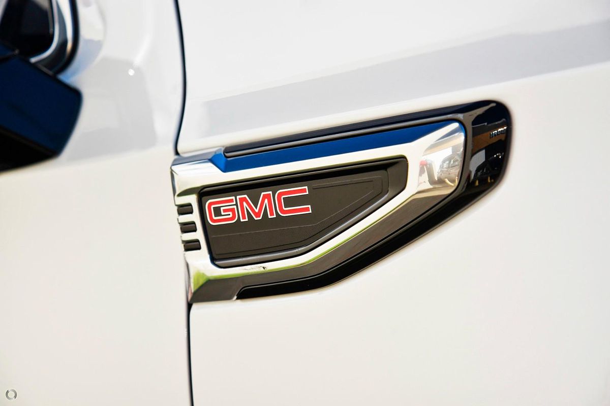 2025 GMC Yukon Denali T1