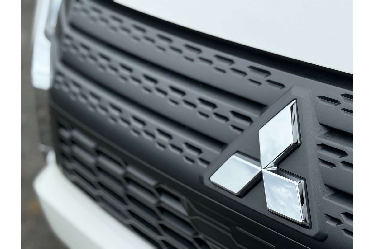 2024 Mitsubishi Eclipse Cross ES YB