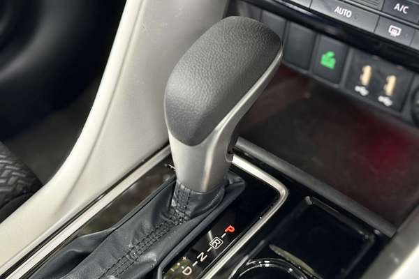 2024 Mitsubishi Eclipse Cross ES YB