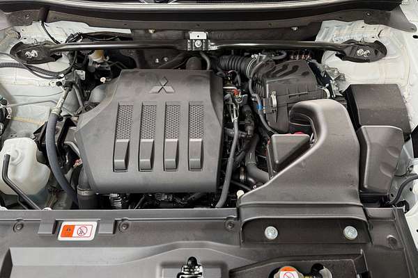 2024 Mitsubishi Eclipse Cross ES YB