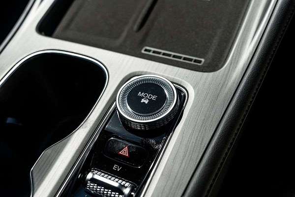 2025 Chery Tiggo 8 Super Hybrid Ultimate T31