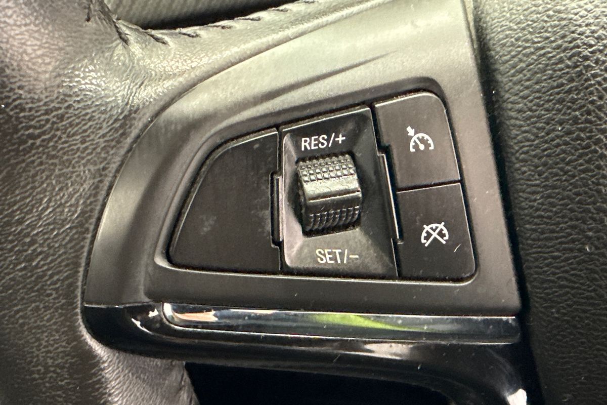 2013 Holden Ute SS VF REAR WHEEL DRIVE