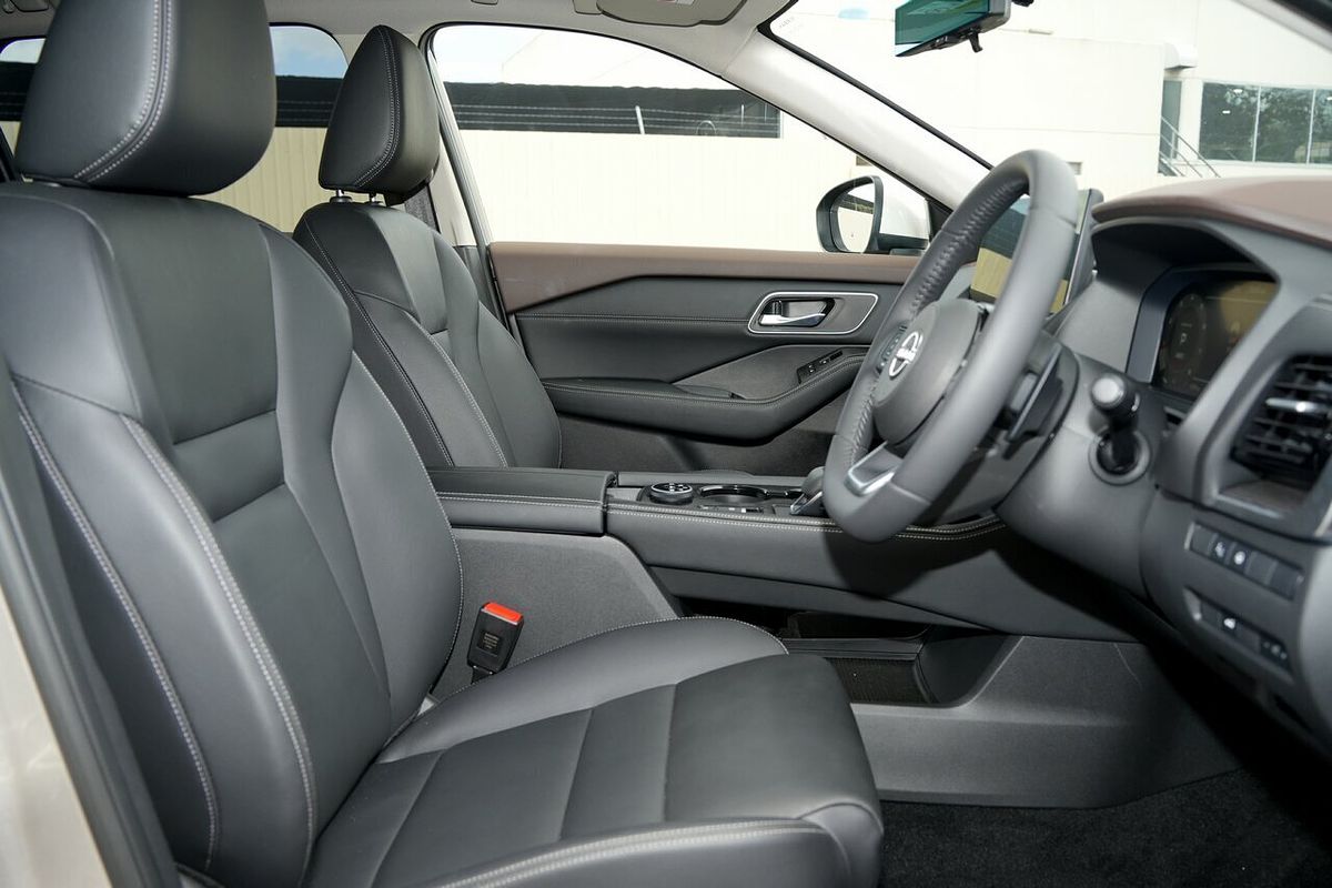 2025 Nissan X-TRAIL Ti T33