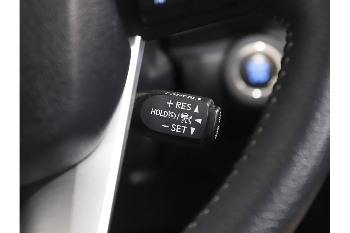 2020 Toyota Hilux SR5 GUN126R 4X4