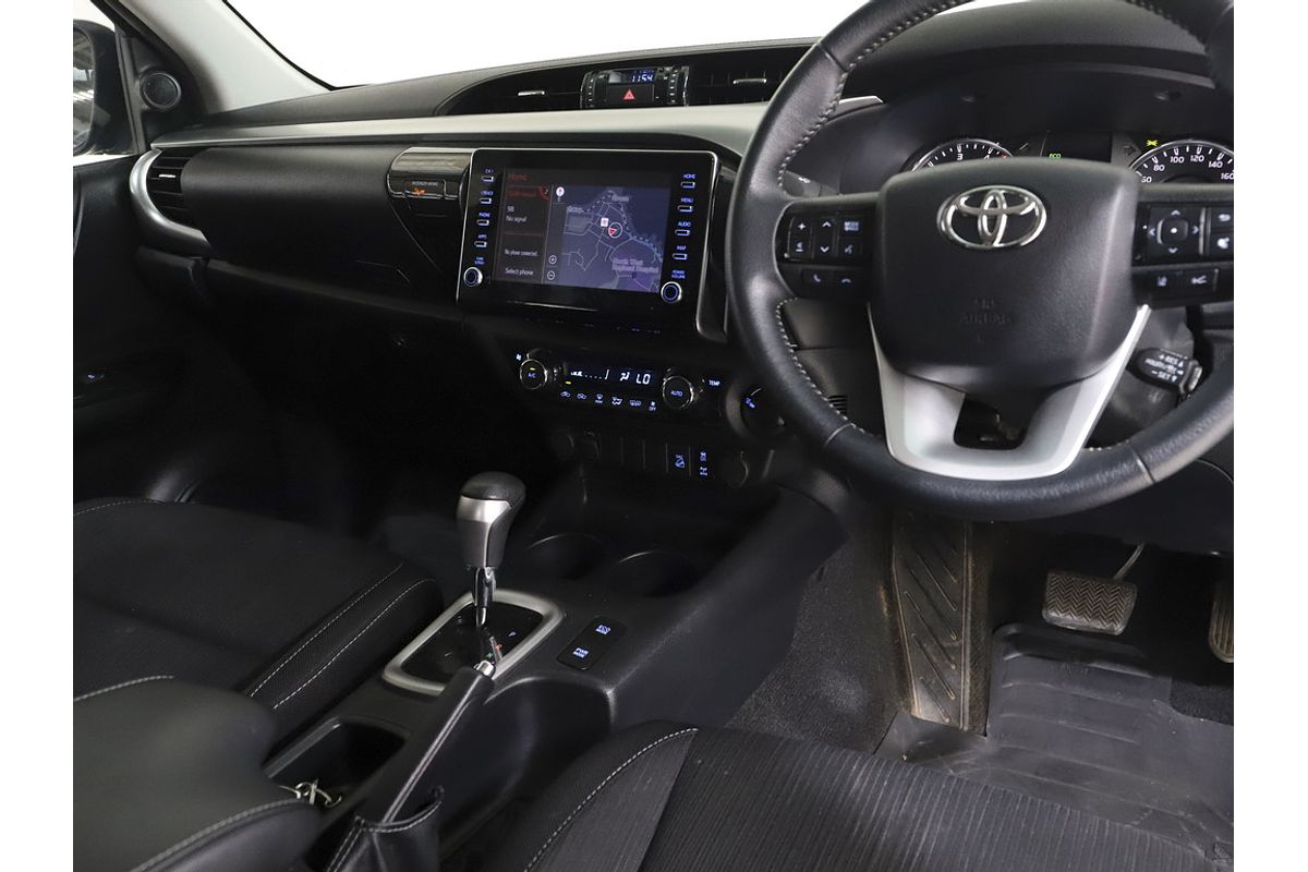 2020 Toyota Hilux SR5 GUN126R 4X4