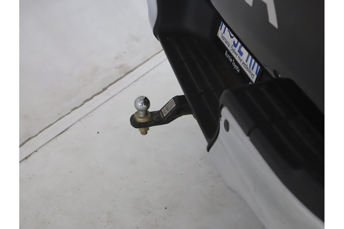 2020 Toyota Hilux SR5 GUN126R 4X4