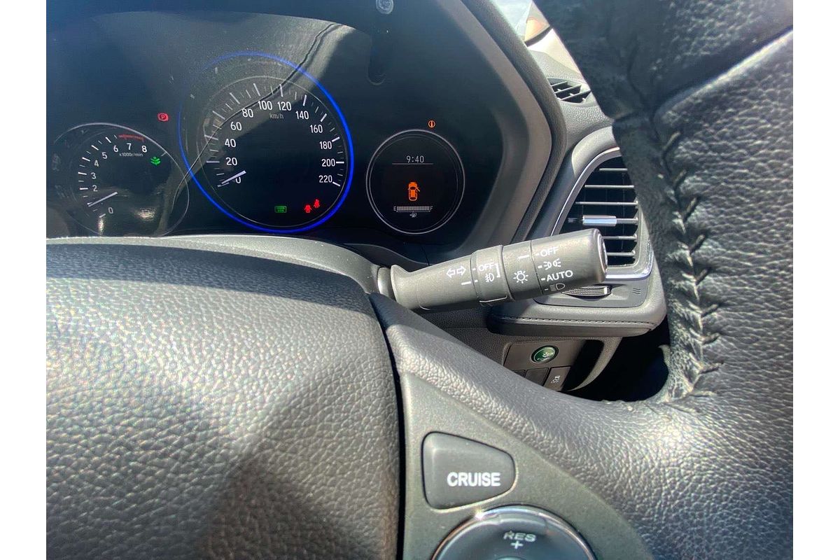 2016 Honda HR-V VTi-S