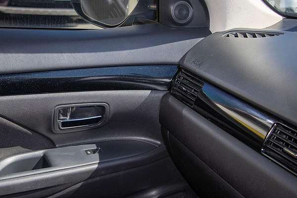 2019 Mitsubishi Outlander LS ZL