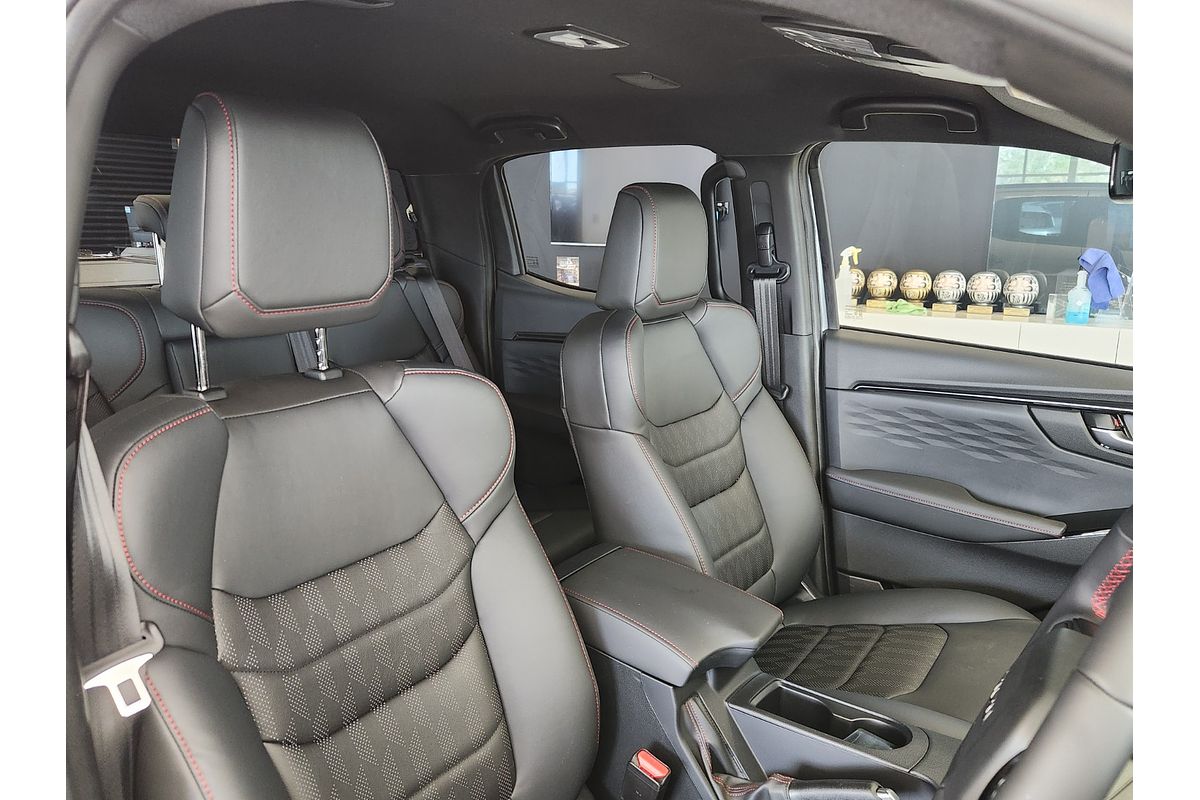 2025 Isuzu D-MAX X-TERRAIN 4X4