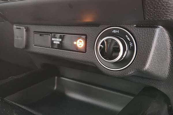 2025 Isuzu D-MAX X-TERRAIN 4X4