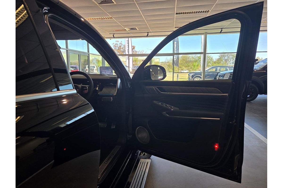 2025 GWM Tank 500 Ultra Hi4-T PHEV P03