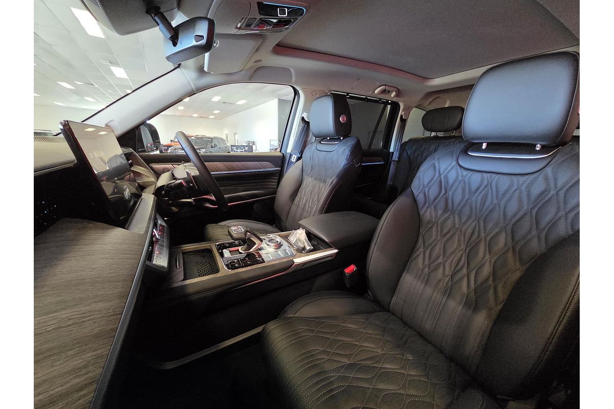 2025 GWM Tank 500 Ultra Hi4-T PHEV P03