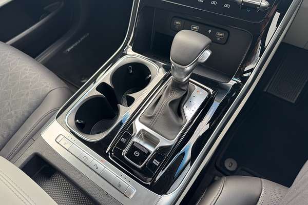 2023 Kia Carnival Special Edition KA4