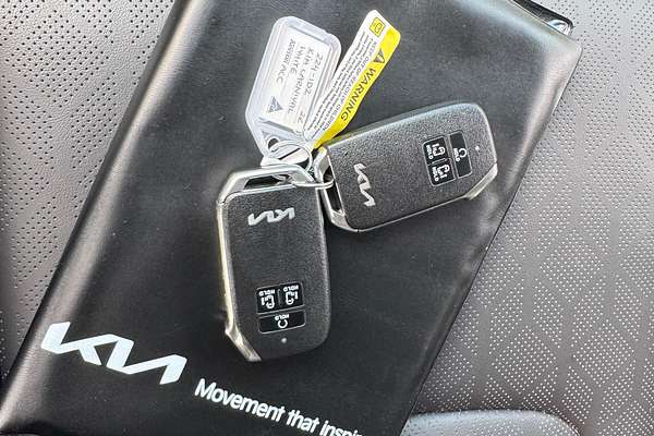 2023 Kia Carnival Special Edition KA4