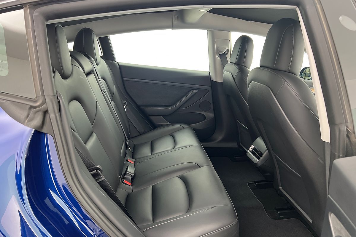 2023 Tesla Model 3 Rear-Wheel Drive