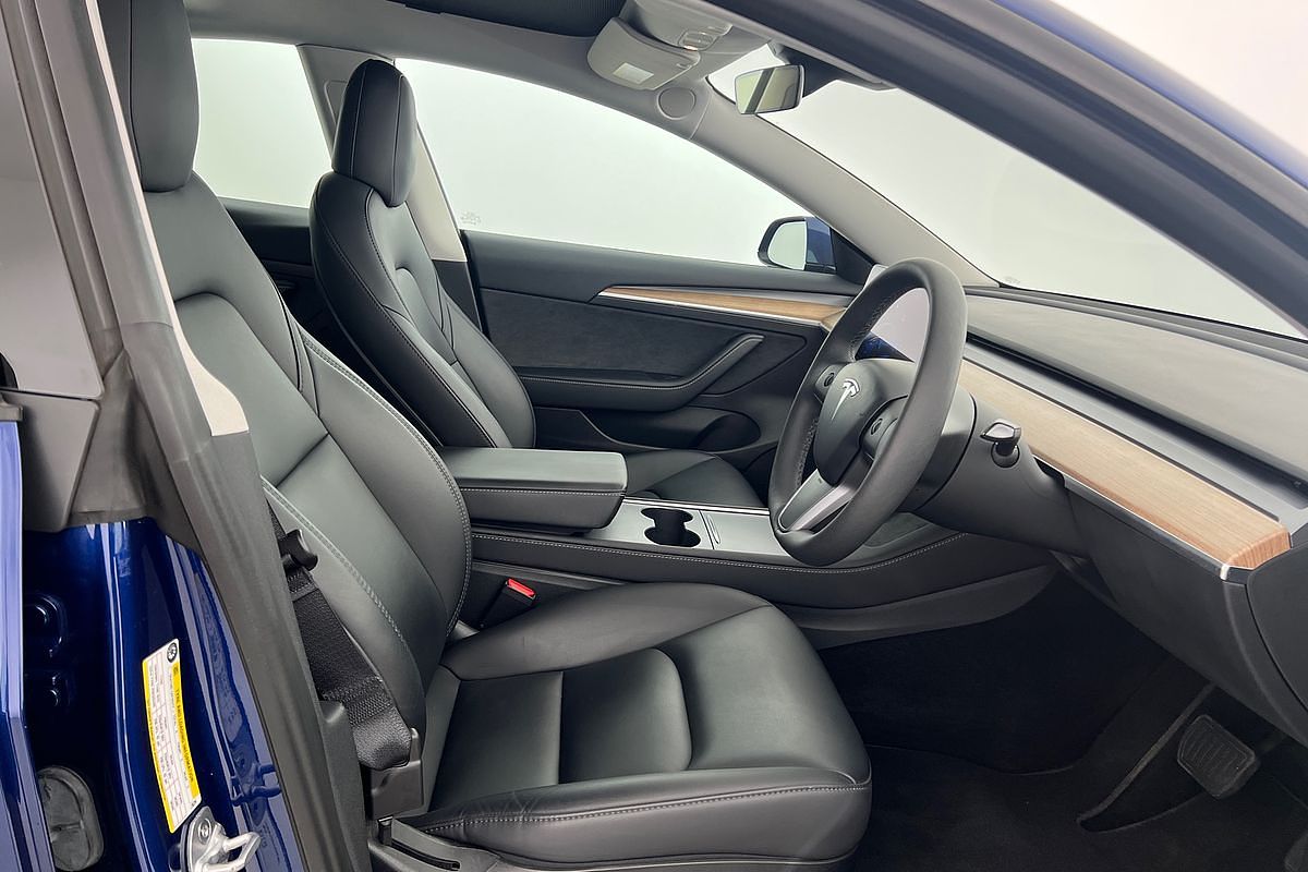 2023 Tesla Model 3 Rear-Wheel Drive