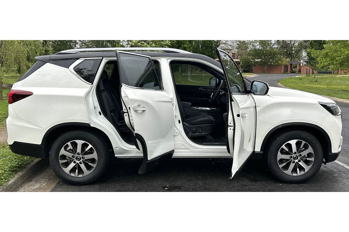 2024 SsangYong Rexton Adventure Y461