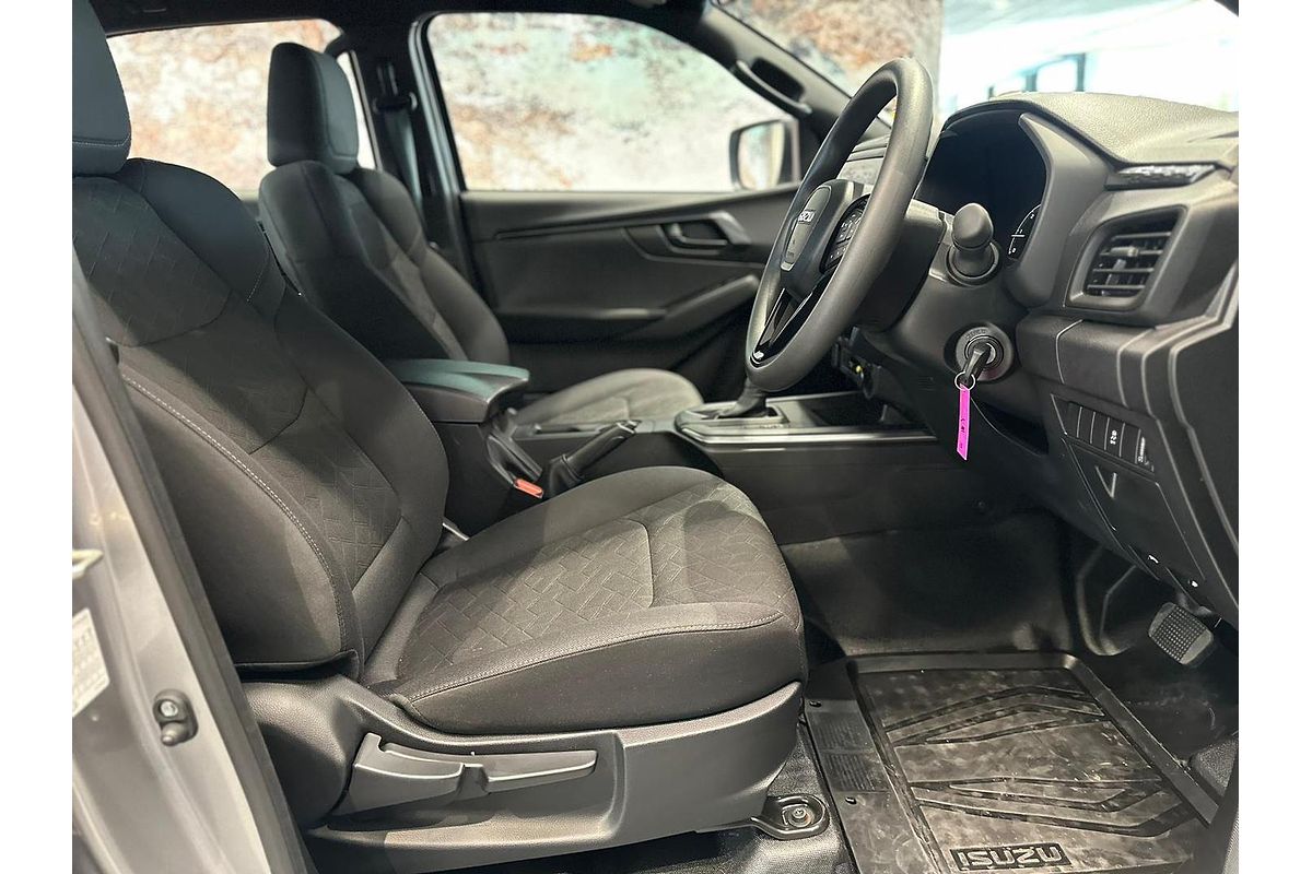 2025 Isuzu D-MAX X-RIDER 4X4