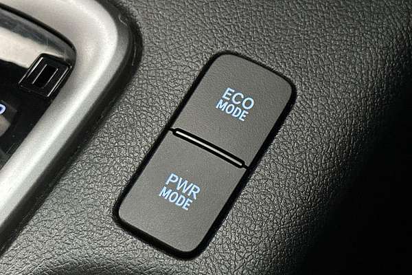 2019 Toyota Hilux SR5 GUN126R 4X4