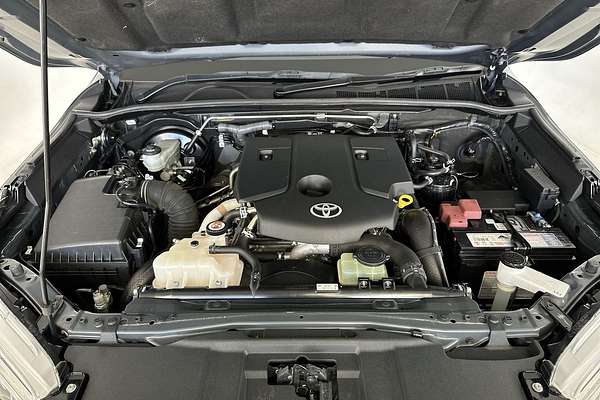 2019 Toyota Hilux SR5 GUN126R 4X4