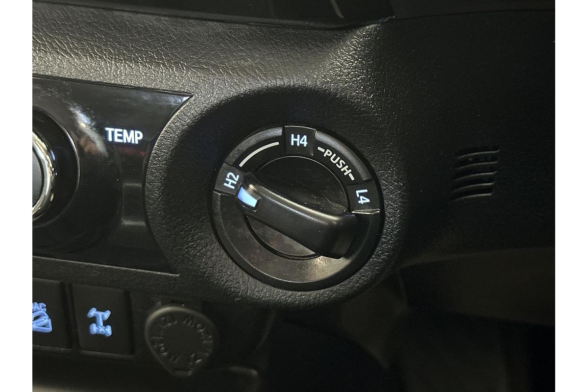 2019 Toyota Hilux SR5 GUN126R 4X4