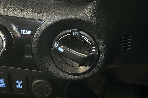 2019 Toyota Hilux SR5 GUN126R 4X4