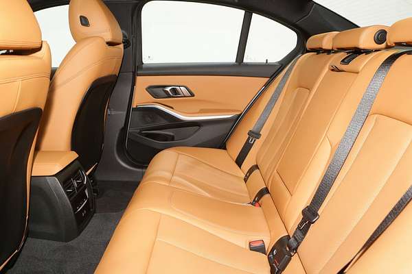 2023 BMW 3 Series 330i M Sport G20 LCI