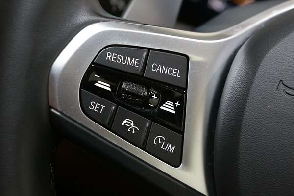 2023 BMW 3 Series 330i M Sport G20 LCI