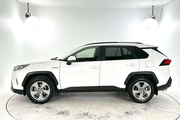 2021 Toyota RAV4 GXL AXAH52R