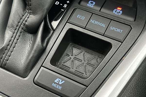 2021 Toyota RAV4 GXL AXAH52R