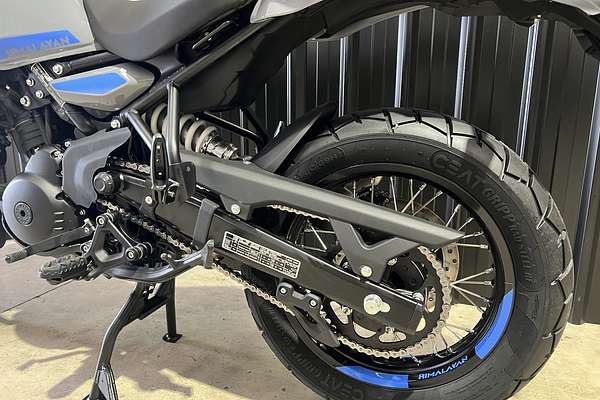 2025 Royal Enfield Himalayan 452