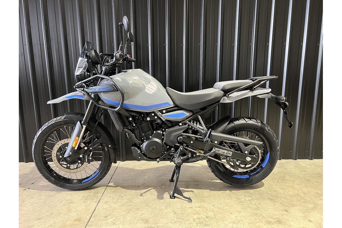 2025 Royal Enfield Himalayan 452