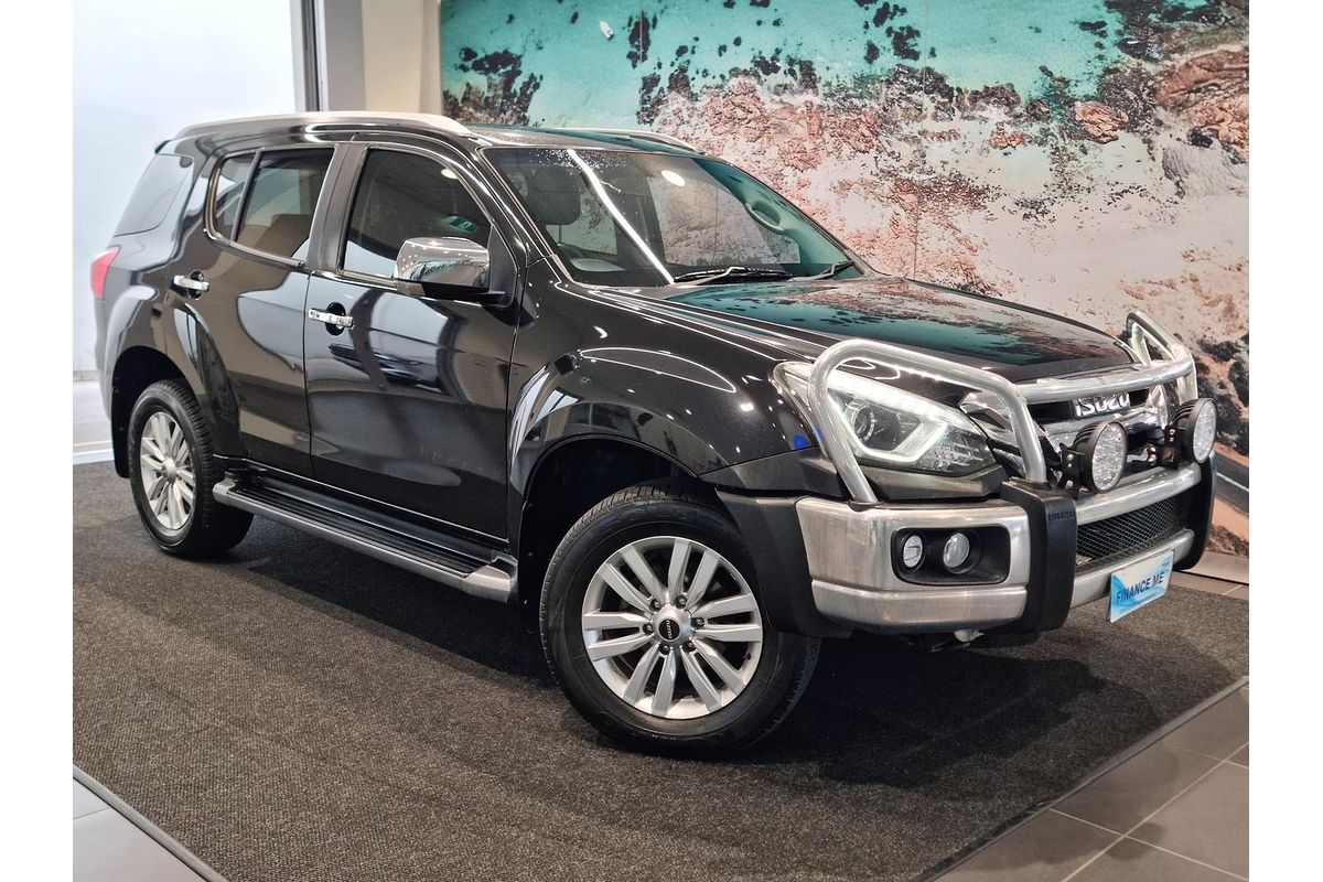 2017 Isuzu MU-X LS-T