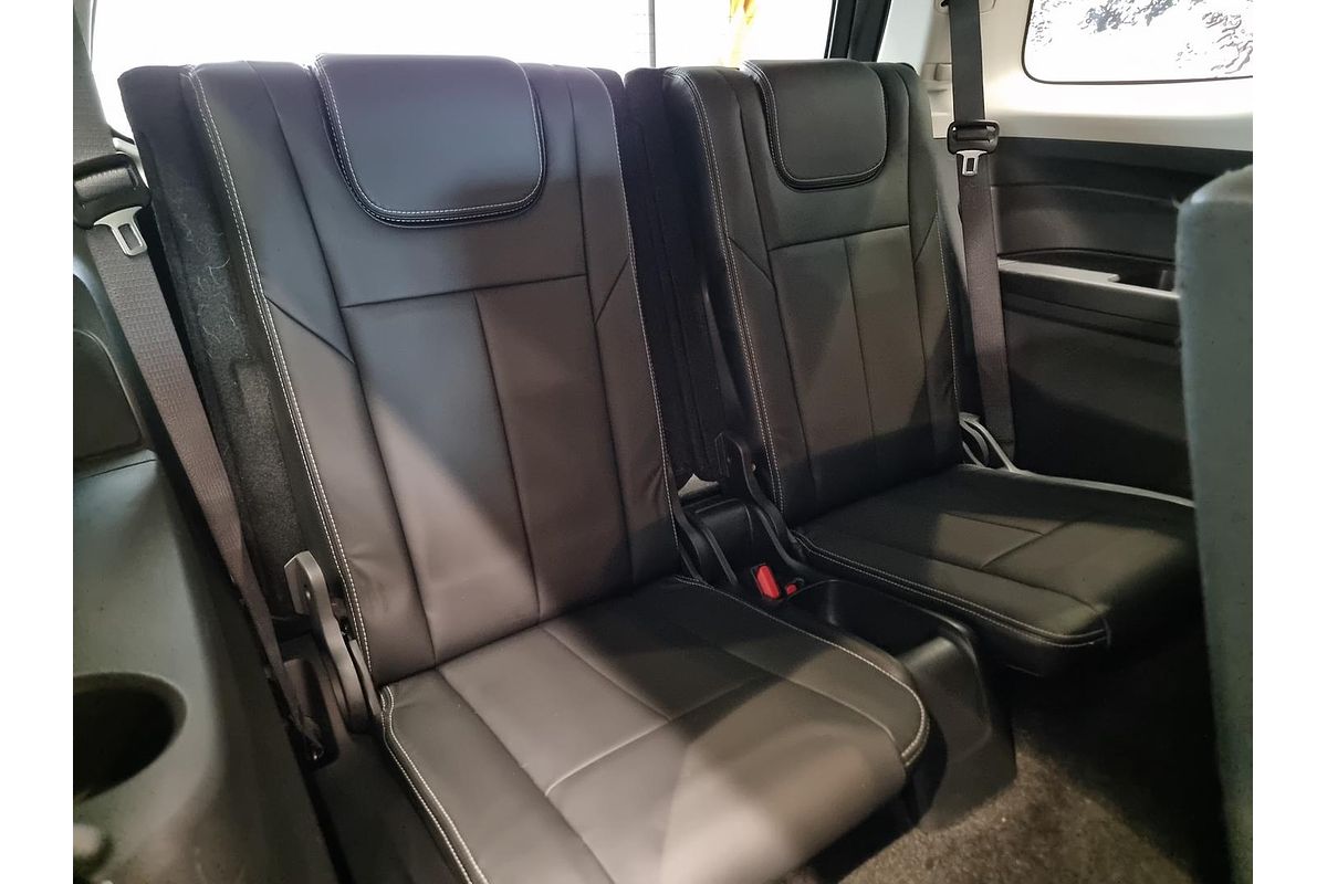 2017 Isuzu MU-X LS-T