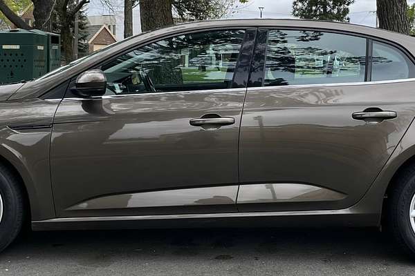 2019 Renault Megane Zen LFF