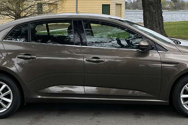 2019 Renault Megane Zen LFF