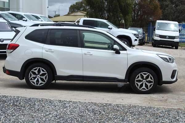 2020 Subaru Forester 2.5i S5