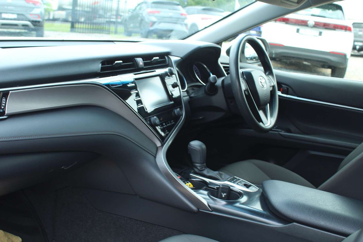 2020 Toyota Camry Ascent AXVH71R