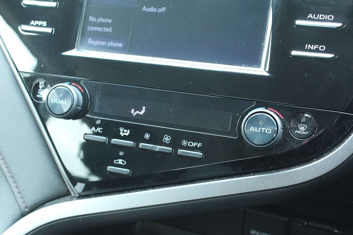 2020 Toyota Camry Ascent AXVH71R