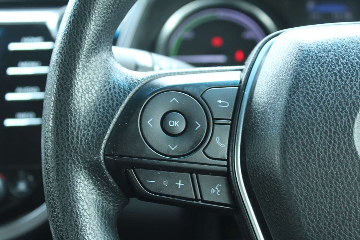 2020 Toyota Camry Ascent AXVH71R