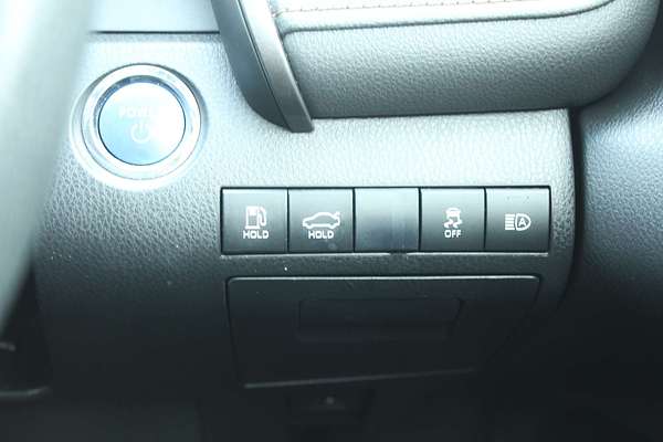 2020 Toyota Camry Ascent AXVH71R