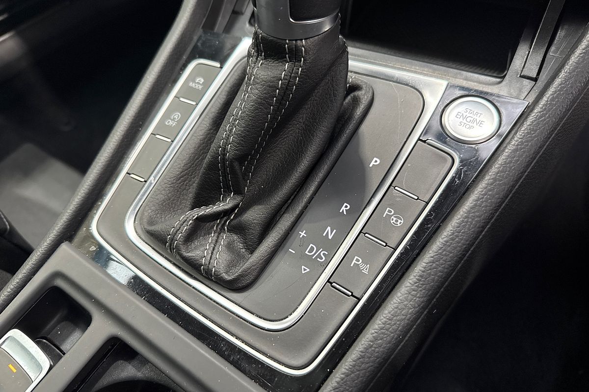 2017 Volkswagen Golf 110 TSI HIGHLINE AU MY17