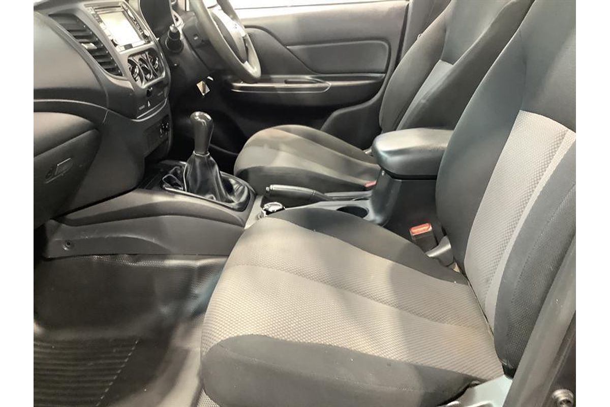 2021 Mitsubishi Triton GLX MR 4X4