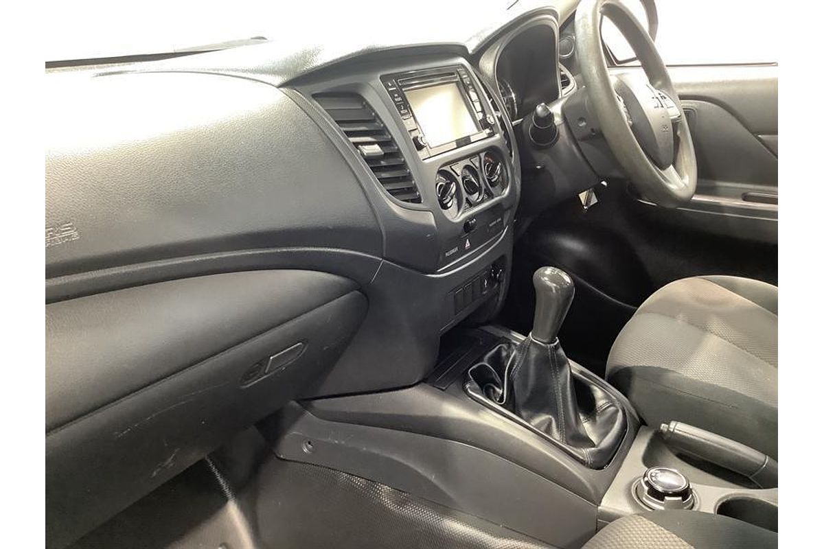 2021 Mitsubishi Triton GLX MR 4X4