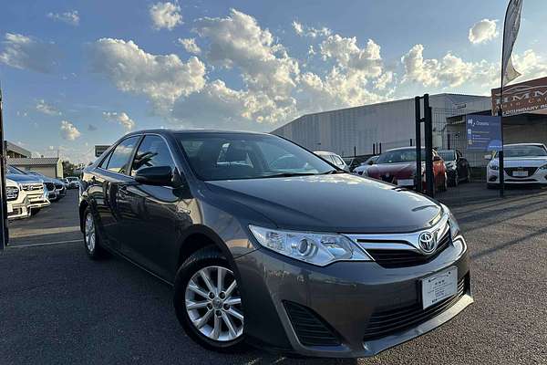 2014 Toyota Camry Hybrid H AVV50R