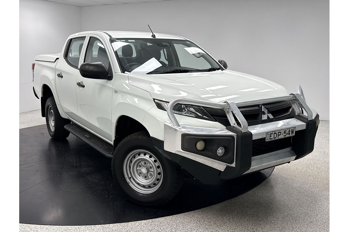 2019 Mitsubishi Triton GLX ADAS MR 4X4