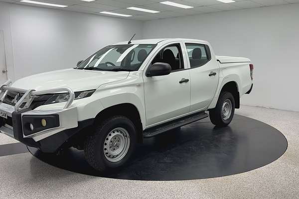 2019 Mitsubishi Triton GLX ADAS MR 4X4